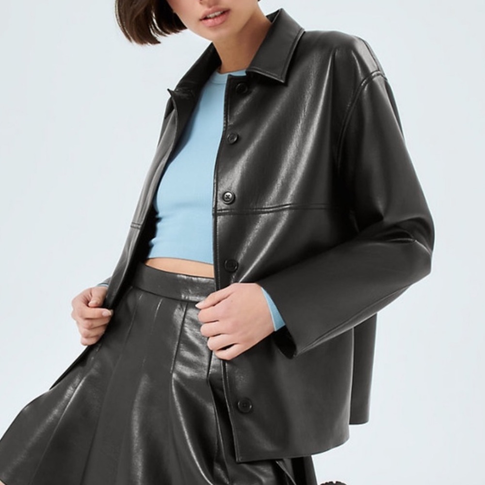 Aritzia Gabby Shirt Jacket